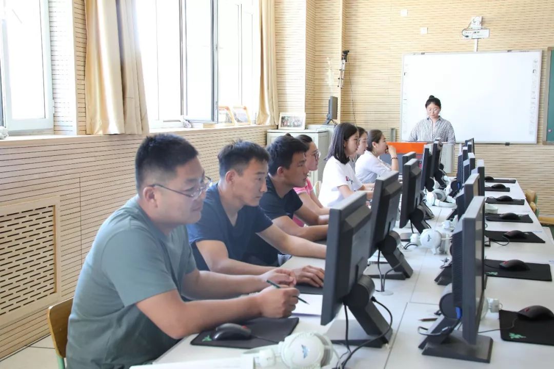 【新教师培训】东胜区蒙古族学校为新教师进行计算机技能培训
